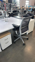 Load image into Gallery viewer, Used Steelcase Think V2 Task Chair – Fully Loaded
