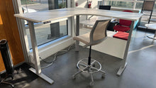 Load image into Gallery viewer, Used Sit-On-It Movi Task Stools