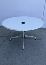 Load image into Gallery viewer, Herman Miller Eames Powered Round Table