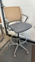 Load image into Gallery viewer, Used Sit-On-It Movi Task Stools