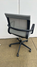 Load image into Gallery viewer, Used Icon C4 Mesh Office Chair