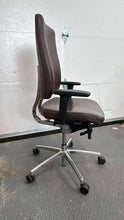 Load image into Gallery viewer, Used Boss Design "Sona" Executive Leather Task Chair