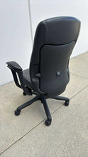 Load image into Gallery viewer, Used Teknion Amicus High-Back Leather Boardroom Chair