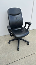 Load image into Gallery viewer, Used Teknion Amicus High-Back Leather Boardroom Chair