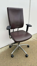 Load image into Gallery viewer, Used Boss Design "Sona" Executive Leather Task Chair