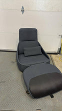 Load image into Gallery viewer, Steelcase "Hosu" Convertible Lounge Chair