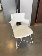 Load image into Gallery viewer, Used Steelcase X-Base Guest Chair – Modern Side Seating
