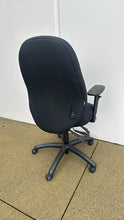 Load image into Gallery viewer, Used Global Obus Ergonomic Task Chairs