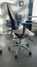 Load image into Gallery viewer, Used Boss Design "Sona" Executive Leather Task Chair