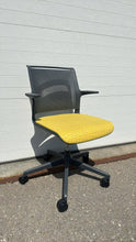 Load image into Gallery viewer, LIKE NEW Allermuir &quot;Ad-Lib&quot; Office Chairs
