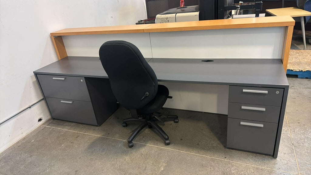 Teknion District Modern Reception Desk