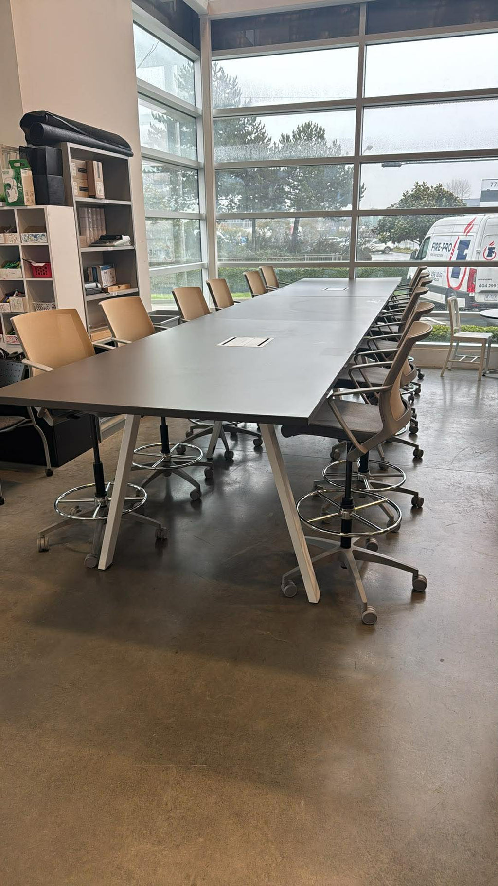 Enwork Equilibrium Standing-Height Collaboration Table – 20′ × 4′ (Powered)