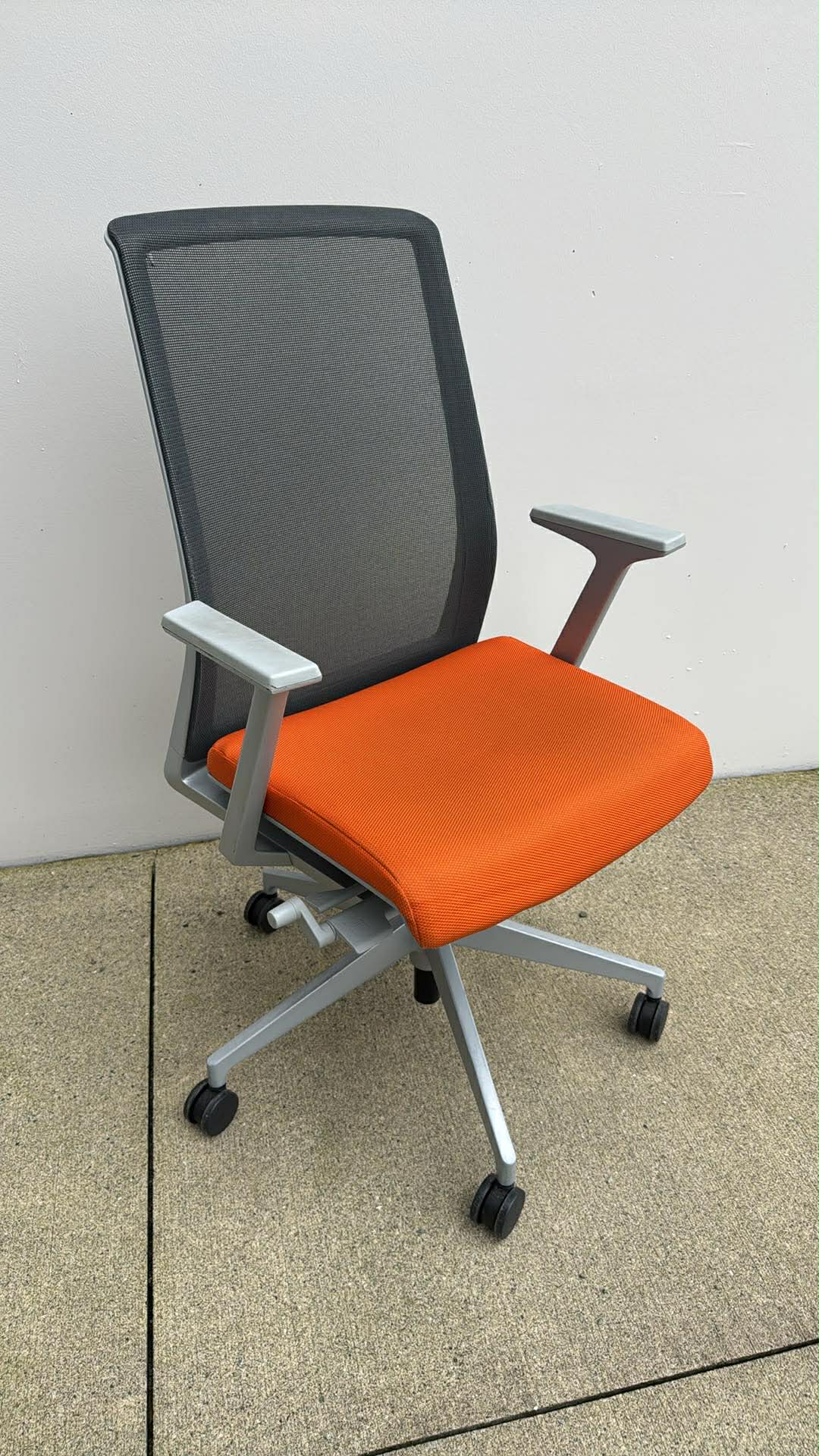 Haworth Very Task Chair