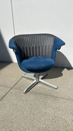 Steelcase i2i Lounge Chair