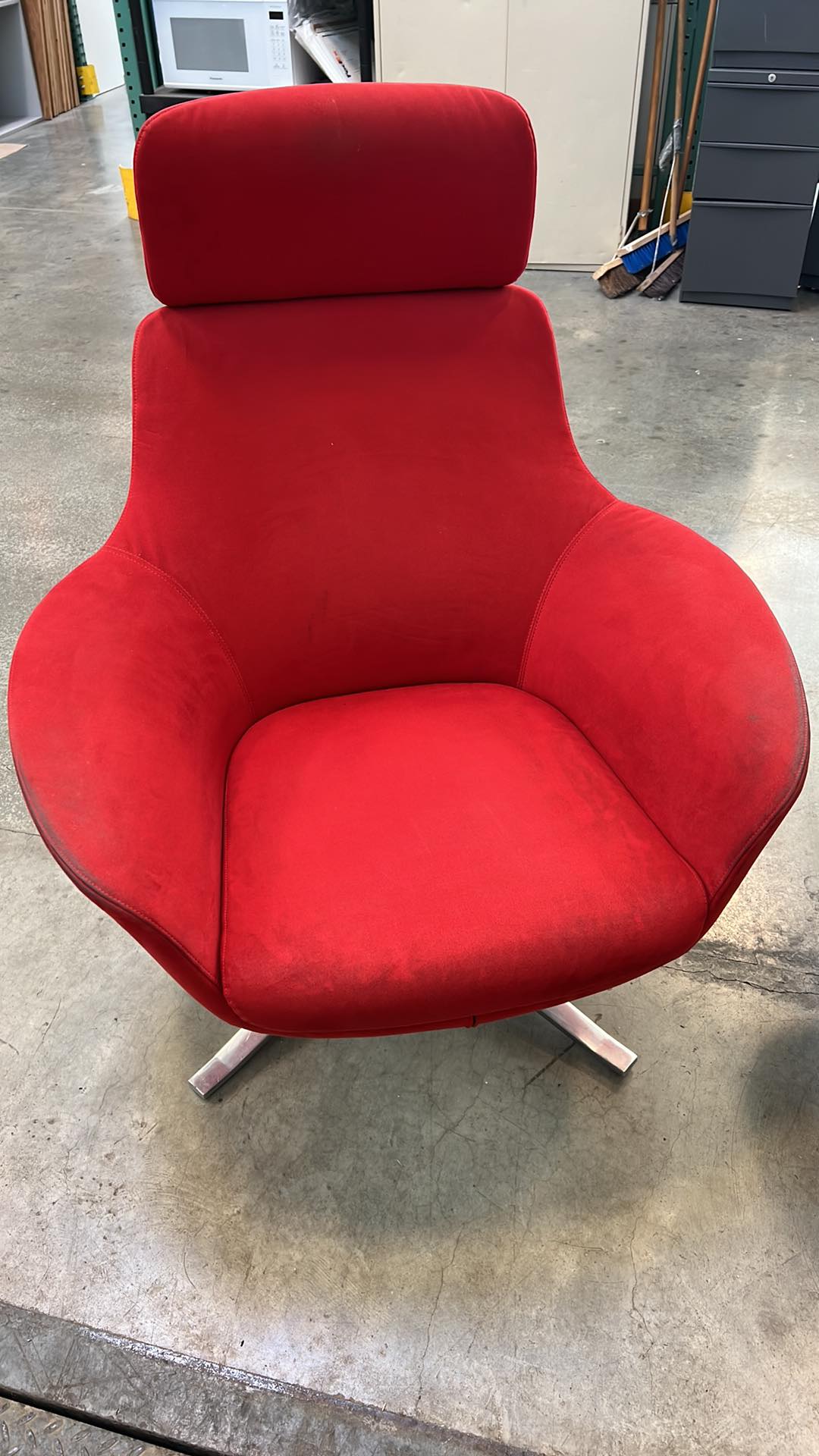 Walter Knoll "Oscar" Designer Lounge Chair by PearsonLloyd