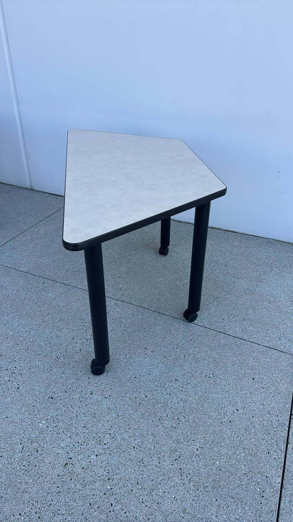 Spec Rolling Trapezoid Training Table