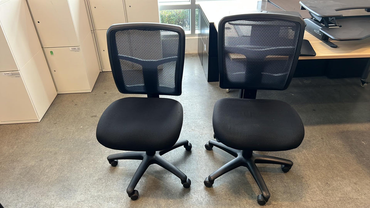Armless Cool Mesh Chair