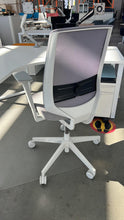 Load image into Gallery viewer, Like NEW Knoll K.Task Ergonomic Office Chair
