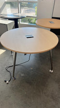 Load image into Gallery viewer, Used 48&quot; Powered Steelcase Round Table
