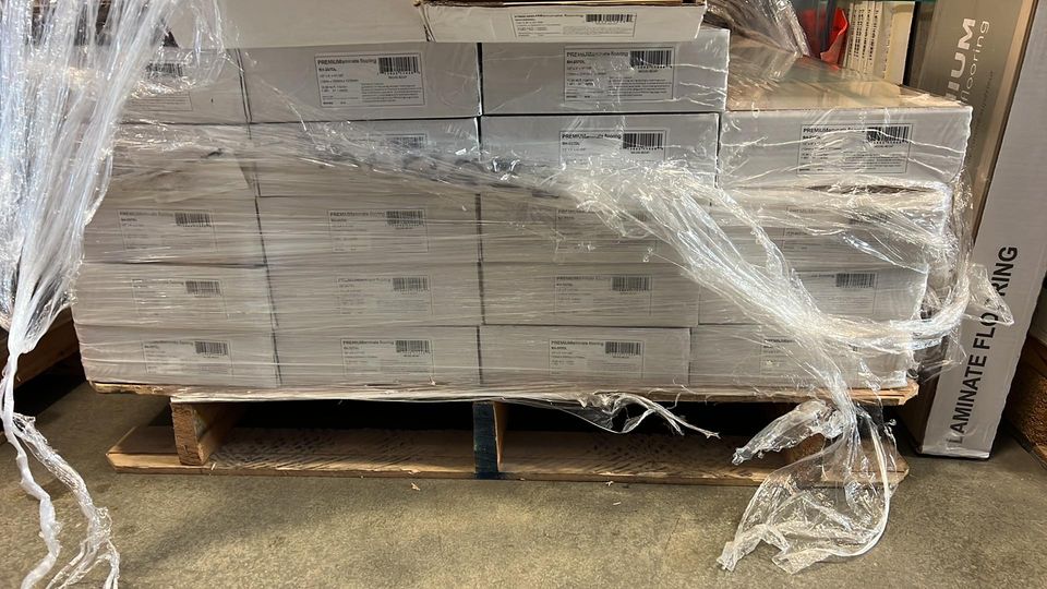 NEW Laminate Premium Wood Flooring