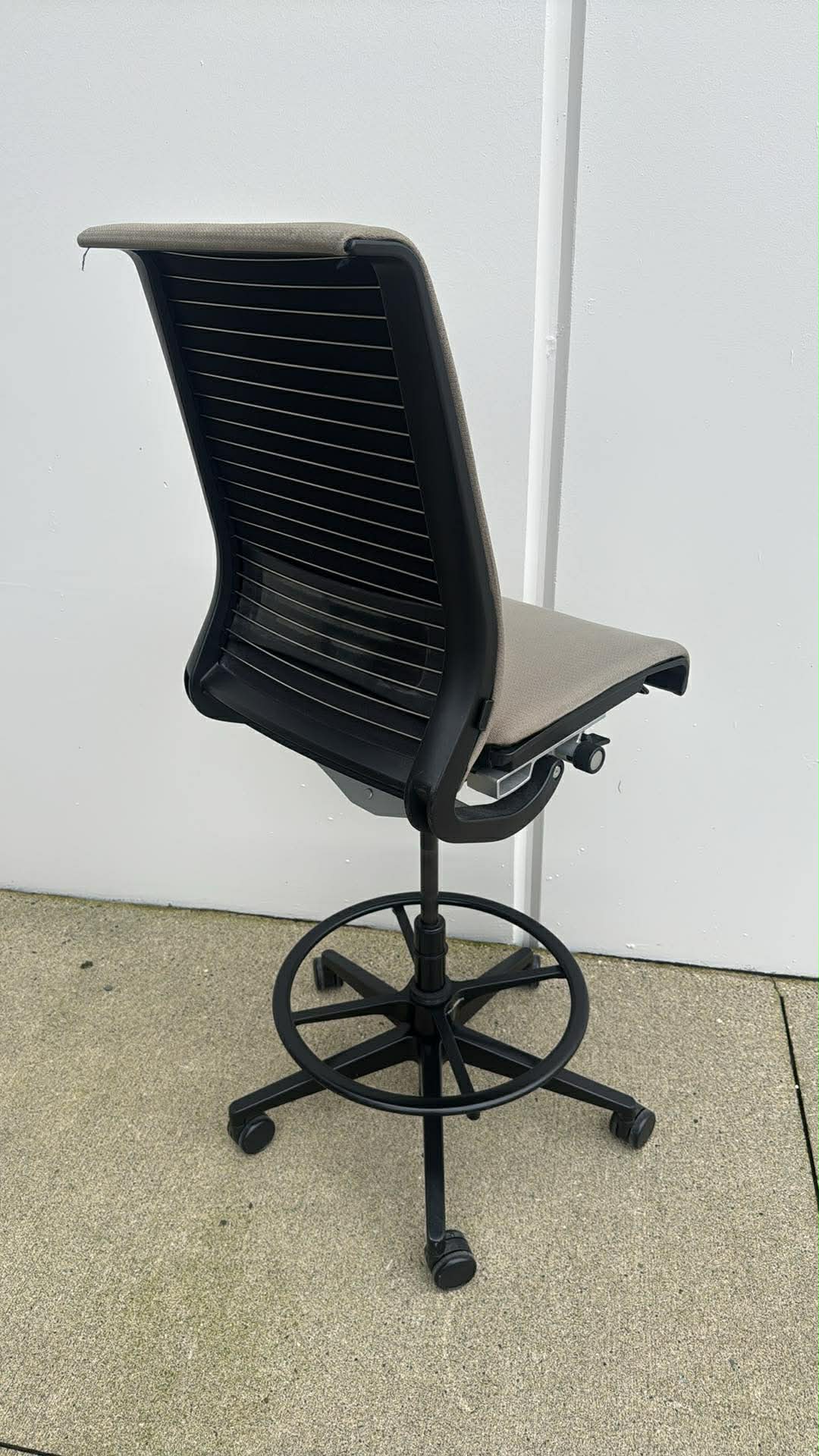 Steelcase Think Drafting Stool