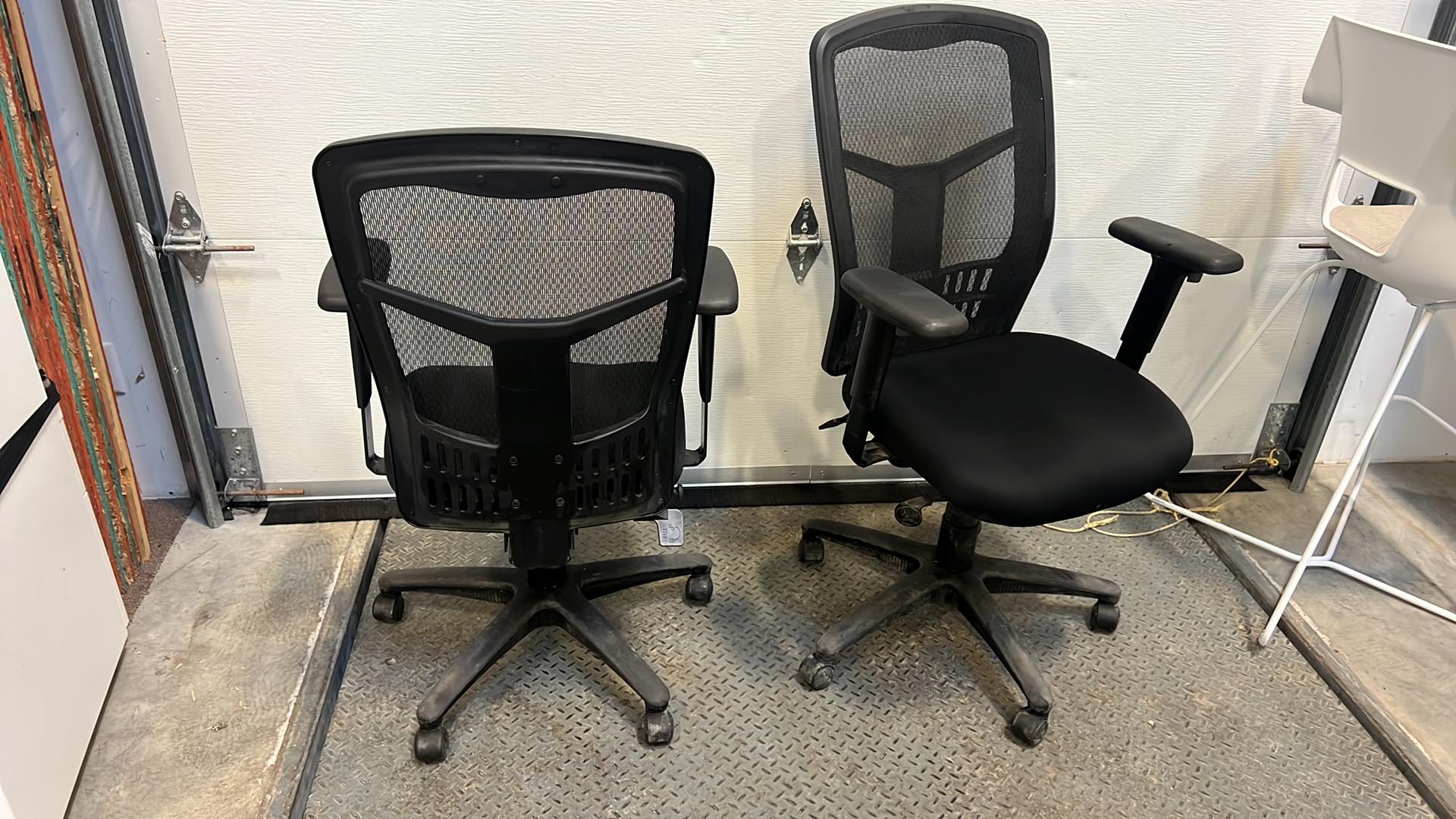 Coolmesh executive sales high back chair