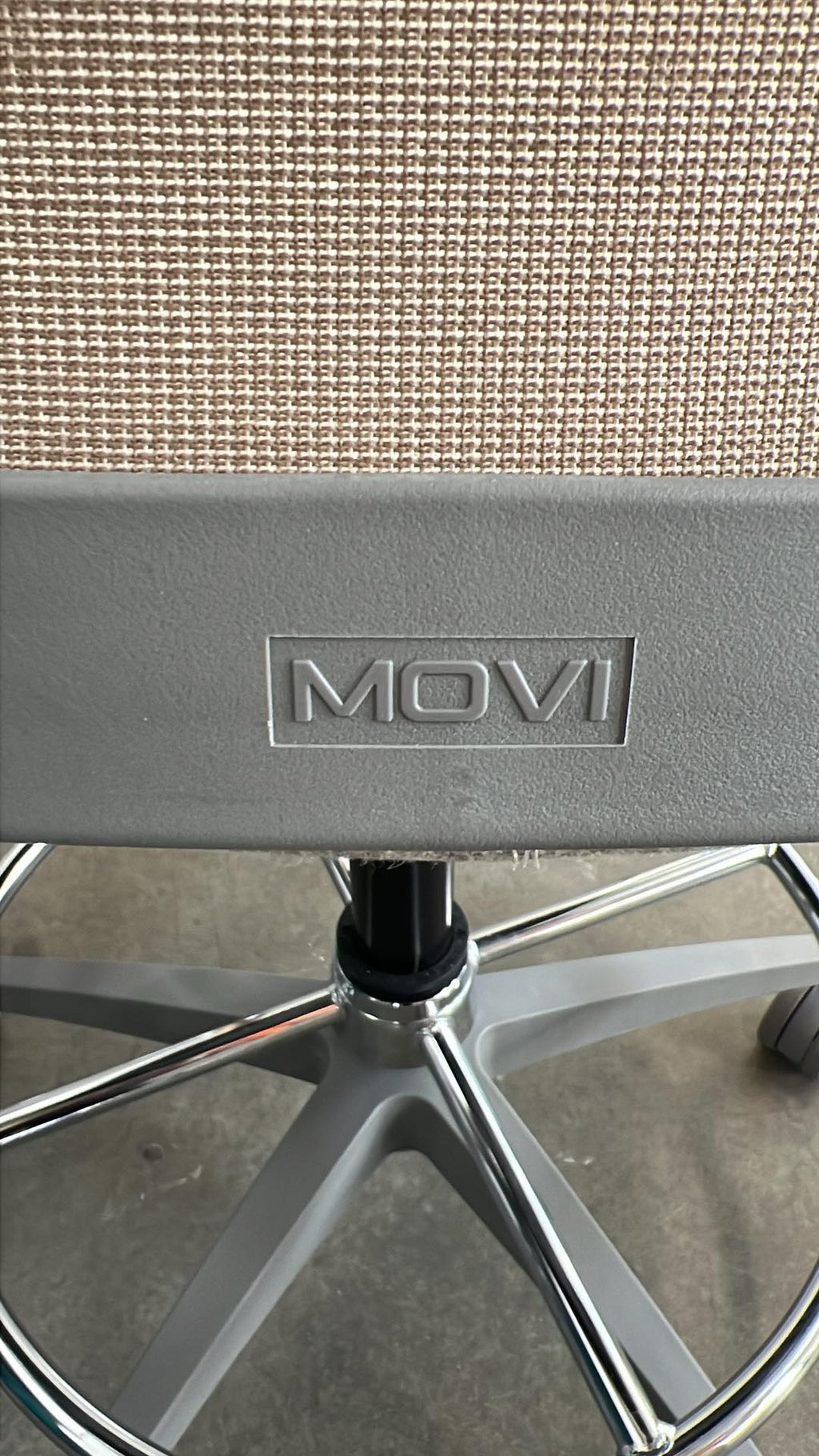 Sit-On-It Movi Task Stool
