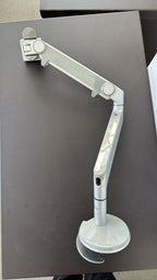 Humanscale M2 Monitor Arm – Top-Mount