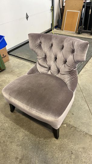 Used Tufted Chair