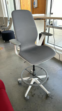 Load image into Gallery viewer, Used Steelcase &quot;Silq&quot; Ergonomic Drafting Chair
