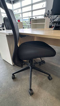 Load image into Gallery viewer, Used Steelcase Turnstone Armless Chairs
