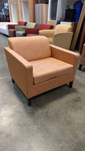 Load image into Gallery viewer, Used Bernhardt Design Single Lounge Chairs
