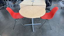 Load image into Gallery viewer, Used Herman Miller 36&quot; Round Table
