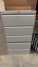 Load image into Gallery viewer, LIKE NEW Knoll 4 Drawer Lateral Cabinet
