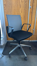 Load image into Gallery viewer, Used Keilhauer &quot;6C&quot; Task Chair
