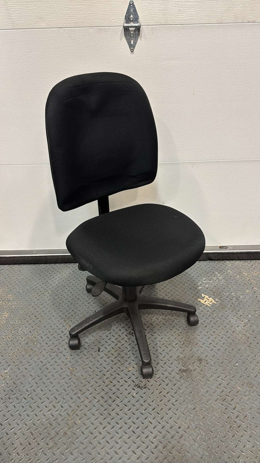 Used Armless Standard System Office Chair