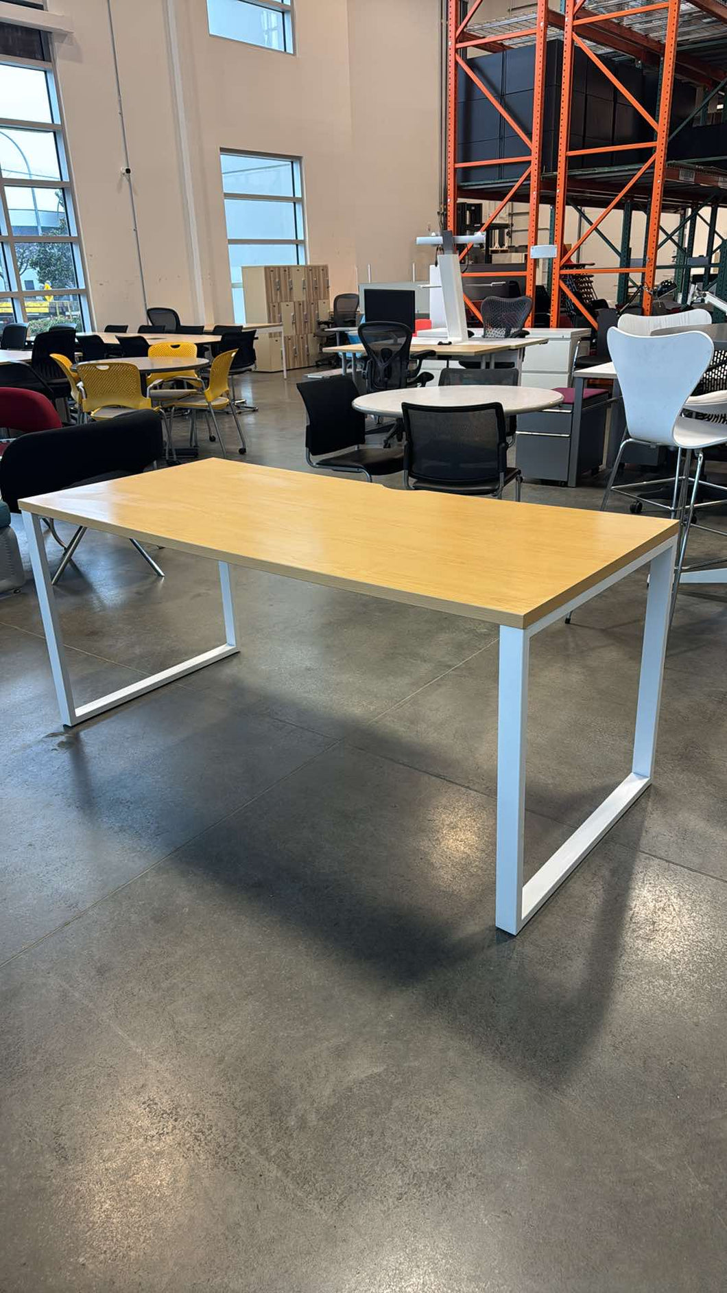 Like NEW Steelcase O-Leg Desk