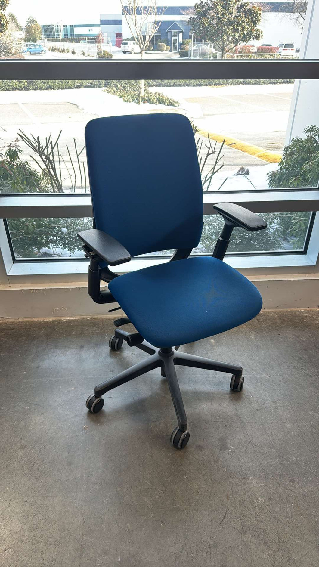 Used Steelcase Amia Chair - Fully Loaded