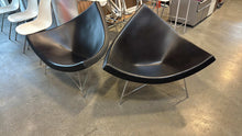 Load image into Gallery viewer, Used Vintage Herman Miller Coconut Chair - George Nelson Vitra Design
