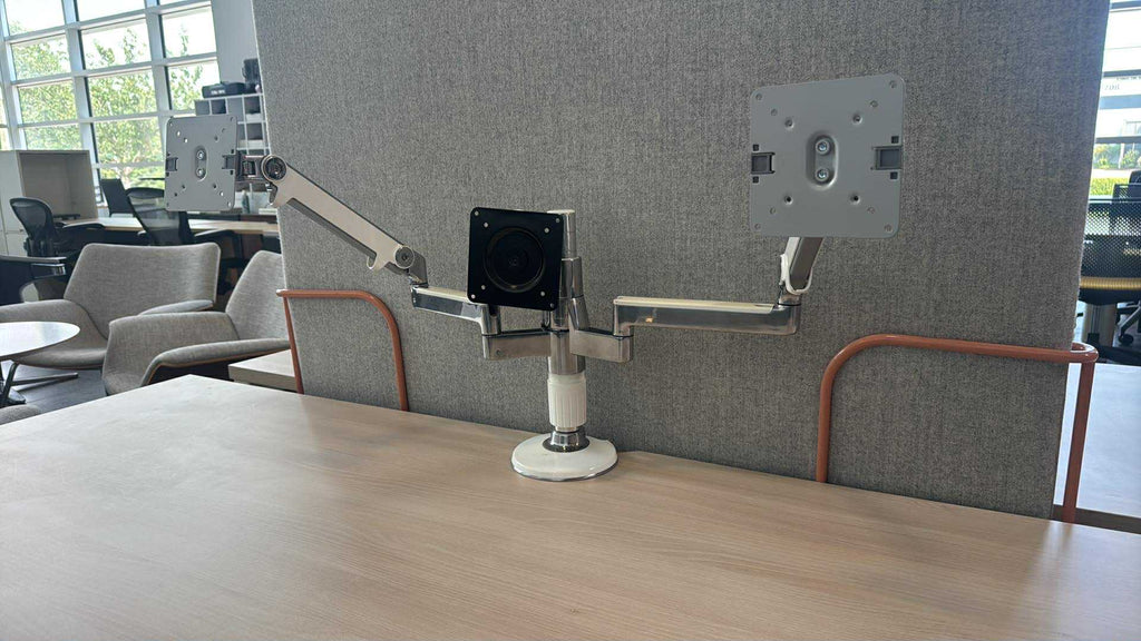 Humanscale M2 Triple Monitor Arm