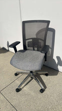 Load image into Gallery viewer, Like NEW Global &quot;Vion&quot; Ergonomic Task Chair
