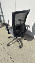 Load image into Gallery viewer, Like NEW Global &quot;Vion&quot; Ergonomic Task Chair
