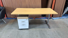 Load image into Gallery viewer, Used Steelcase 66x30 Desks
