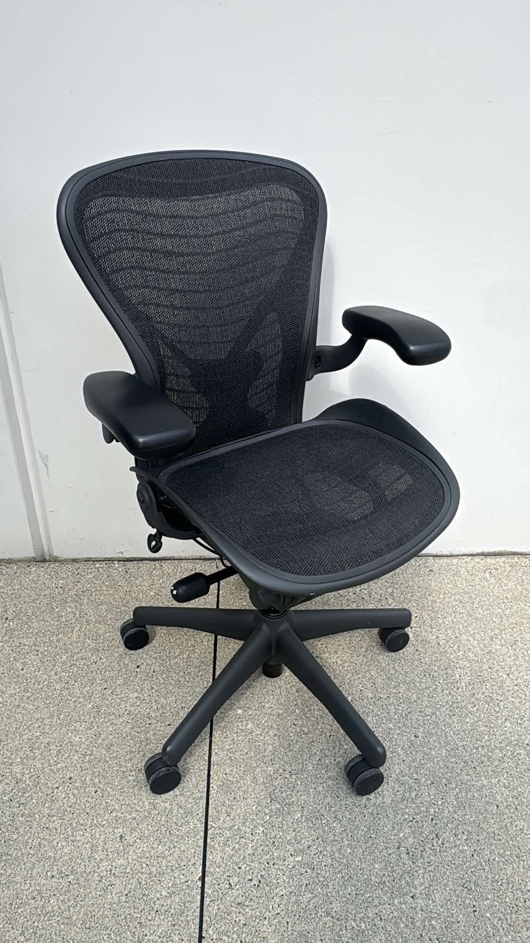 Used Herman Miller Aeron Classic Size B Chair
