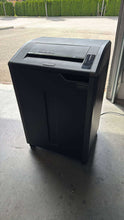 Load image into Gallery viewer, Used Fellowes Powershred 485Ci Cross-Cut 30-Sheet Shredder
