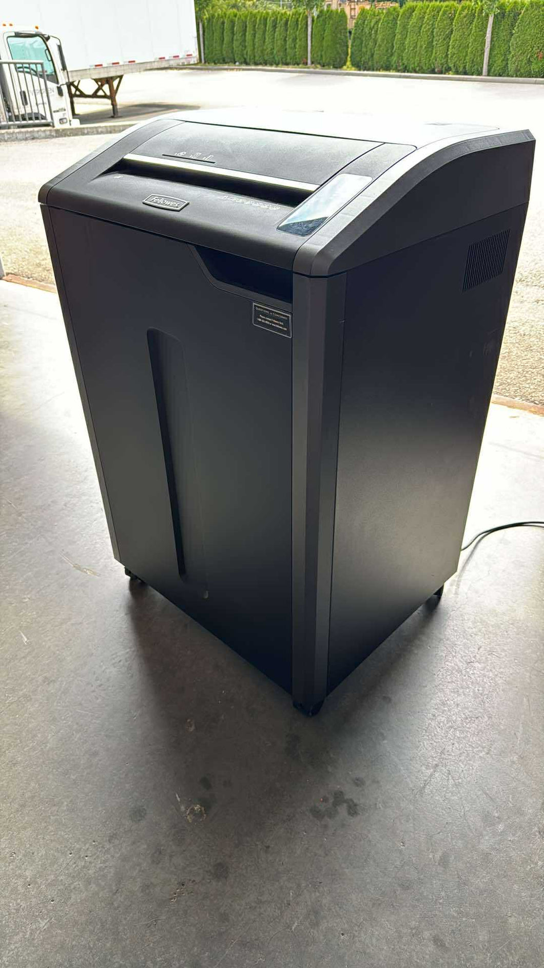 Used Fellowes Powershred 485Ci Cross-Cut 30-Sheet Shredder