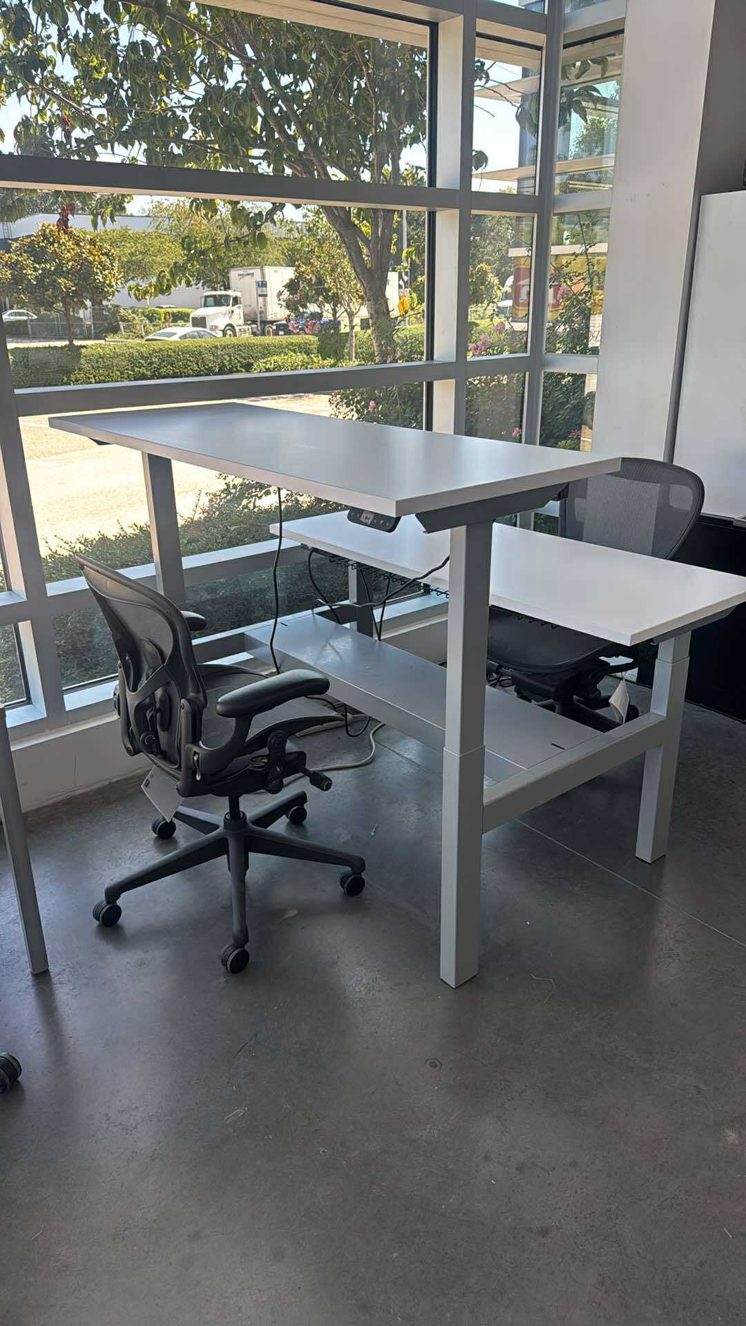 Knoll Bench Dual Sit-Stand Desk Workstations