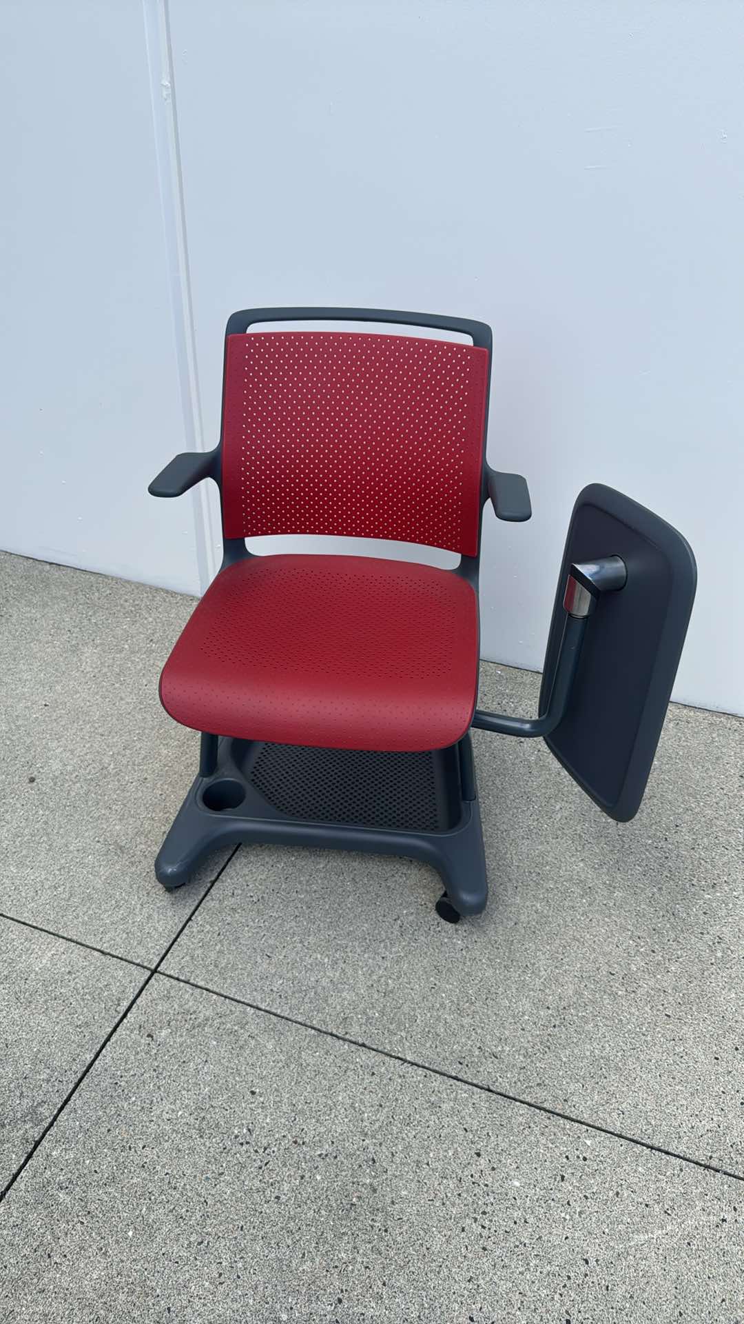 Allermuir Scholar Rolling Chair with Tablet Arm