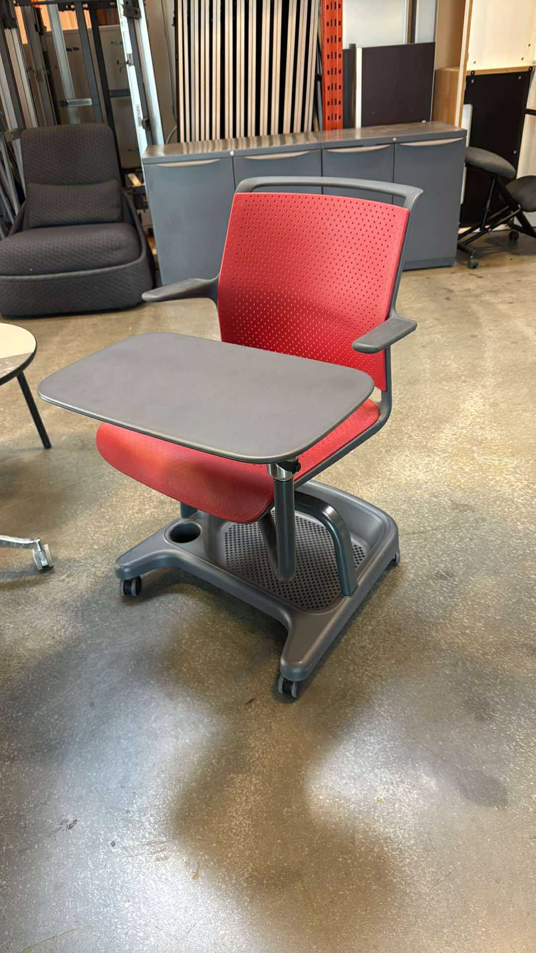 Allermuir Scholar Rolling Chair with Tablet Arm
