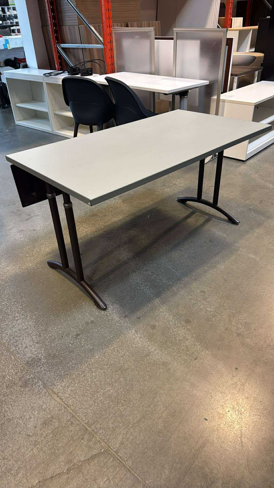 Used Spec Single Desk w/ Privacy Panel